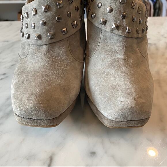 Kenneth Cole Reaction Women's Gray Suede Metal Studded Booties Size 9 Retro 90's - Picture 7 of 8